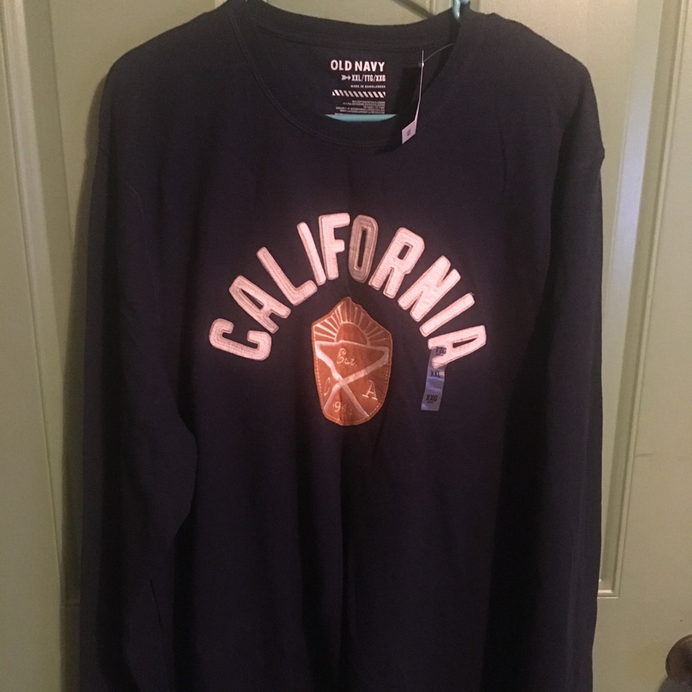 NWT Men’s Old Navy XXL long sleeve shirt
